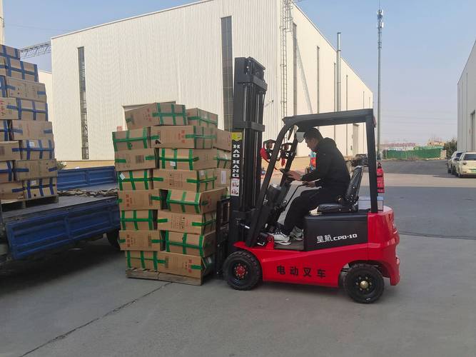 昊航小型鋰電電動叉車 倉儲搬運的好幫手